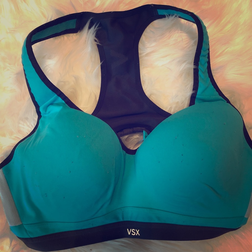Victoria’s Secret VSX Sports bra